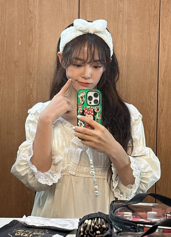 김세정
