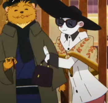 영화 북극백화점의 안내원