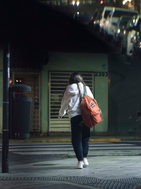 연락 잘 안하는 여자 이유