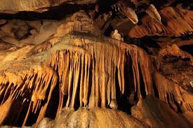 고수동굴: 한국 최초의 관광 동굴 (출처:위키백화/트립어드바이저)