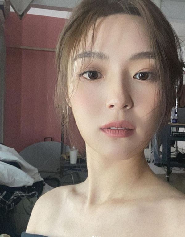 에덴 선지현 인스타 원피스 수영복 옷 나이 직업