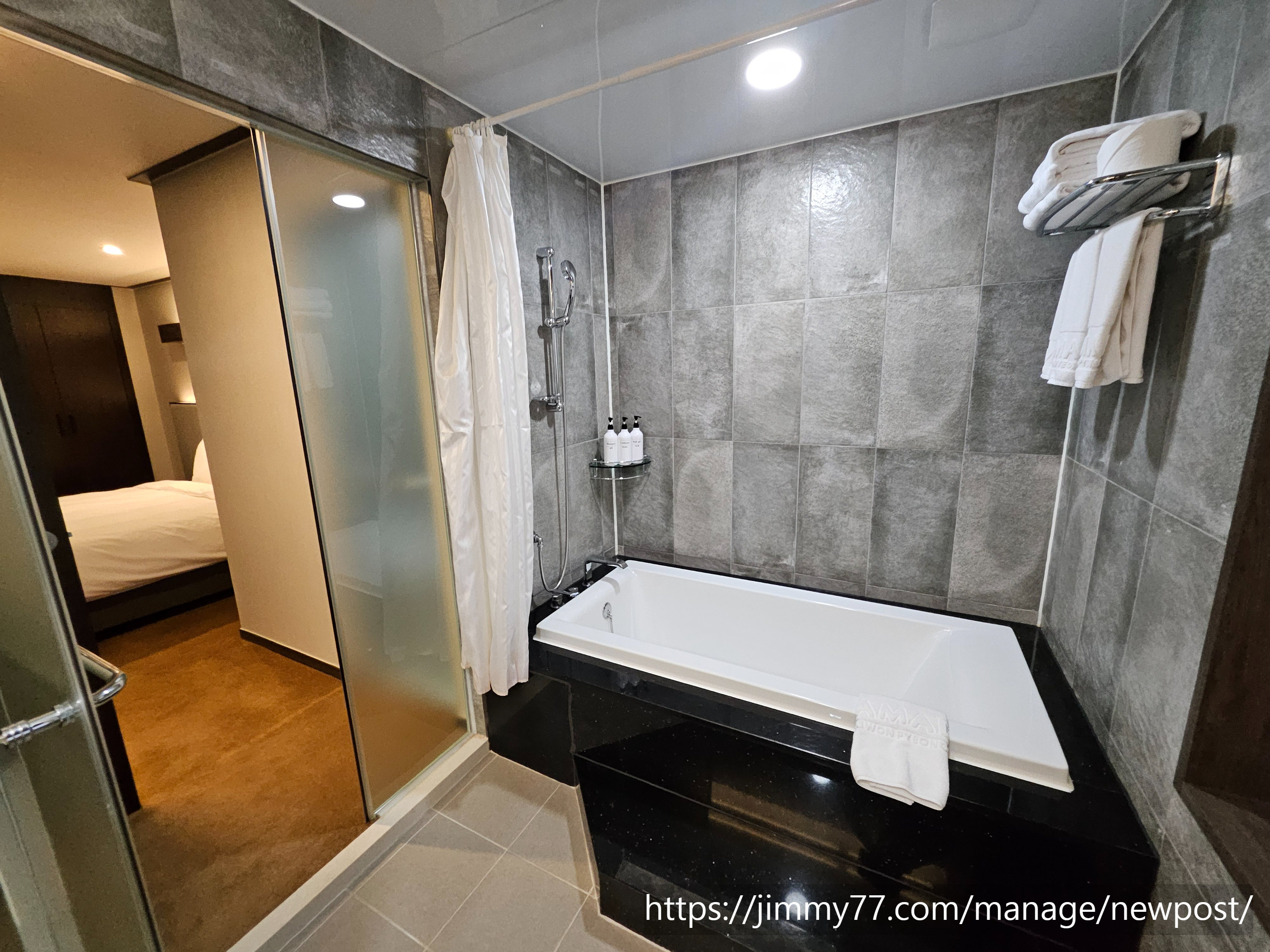 빌라콘도2층내부 욕실