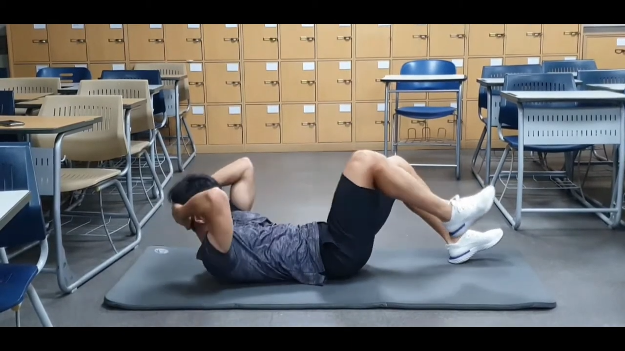 뱃살과 옆구리 살 빼는 최고의 운동과 식이요법