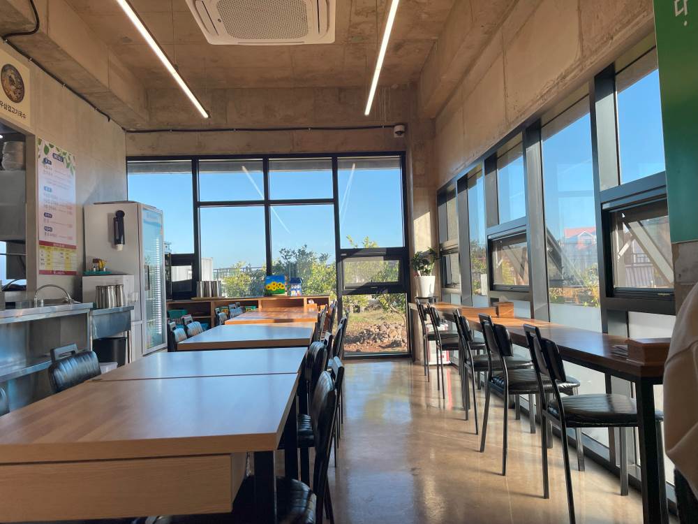 제주-도민만-아는-맛집-능소-비빔국수