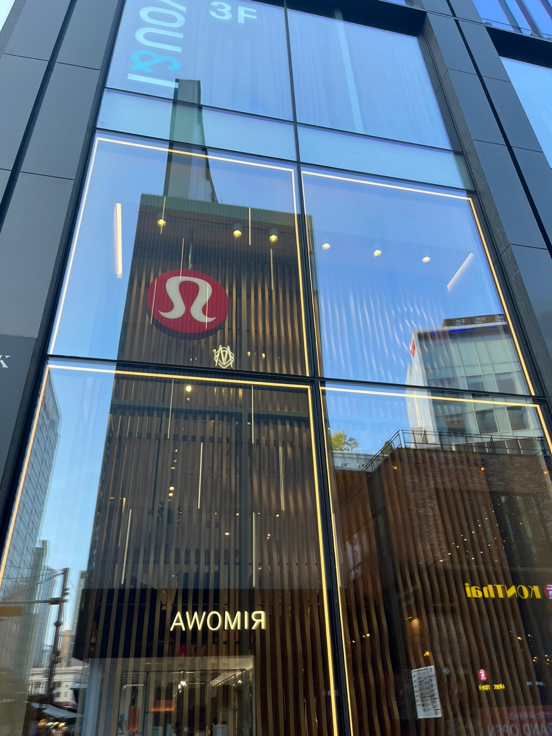 룰루레몬 요가복 레깅스 내돈내산 후기 (명동 타임워크점)