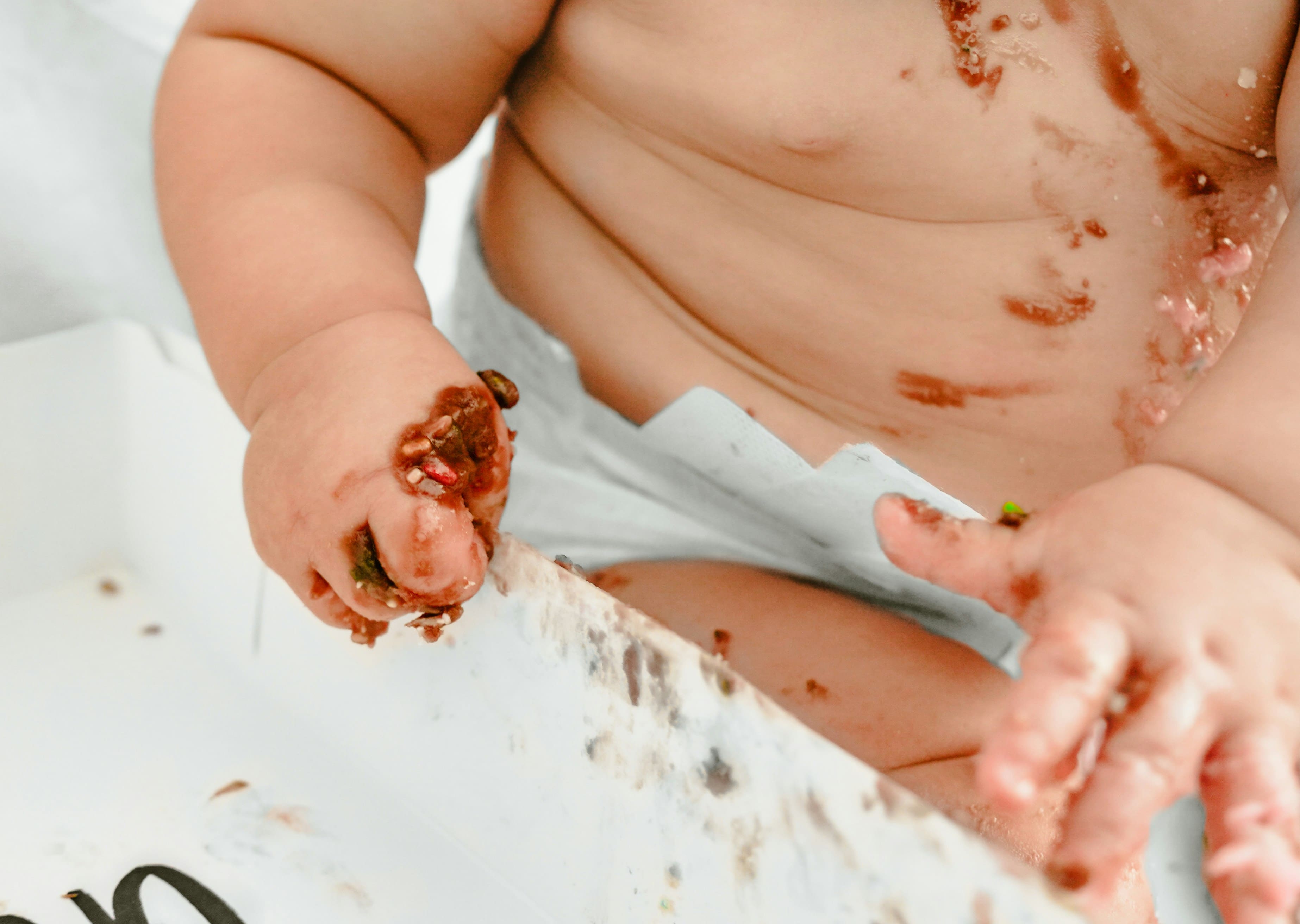 월령별 촉감놀이 가이드 : 0~24개월 단계별 추천 놀이