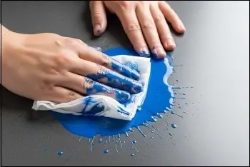 수성 페인트 지우는 방법