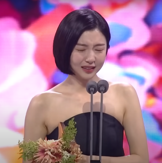 눈물을 흘리는 모습도 너무 귀여운 주현영