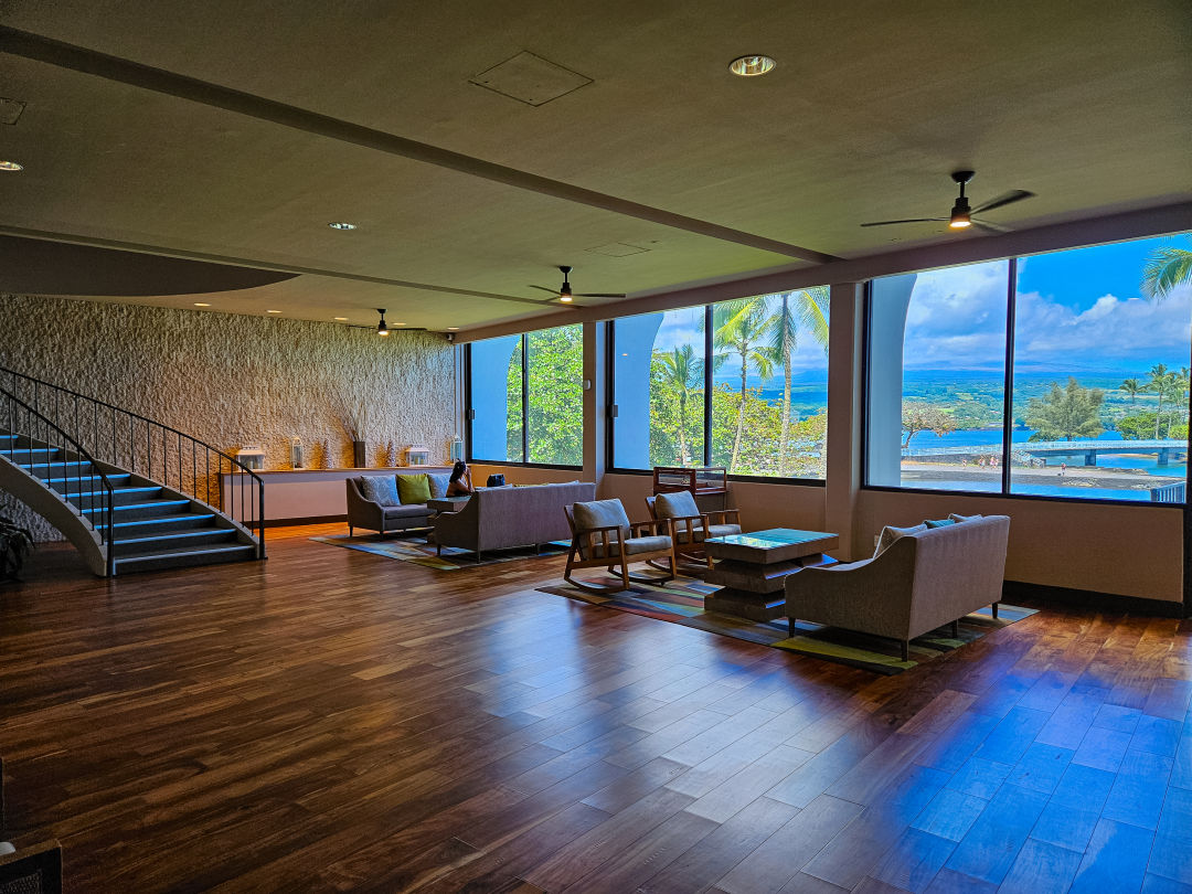 캐슬 힐로 하와이안 호텔 로비