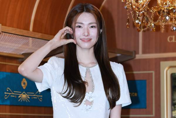 하영 나이 프로필｜키&middot;학력&middot;고향&middot;출연 드라마&middot;증조부 안상호 친일 논란&middot;사과문&middot;중증외상센터 하차