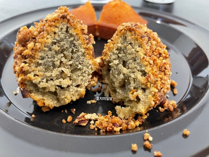 김포 카페 카페진정성 기점 - 호지 피칸 마들렌