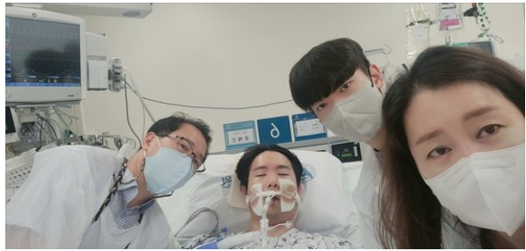 사진 왼쪽부터 이주용씨 아버지, 이주용씨, 동생, 어머니. 사진 한국장기조직기증원