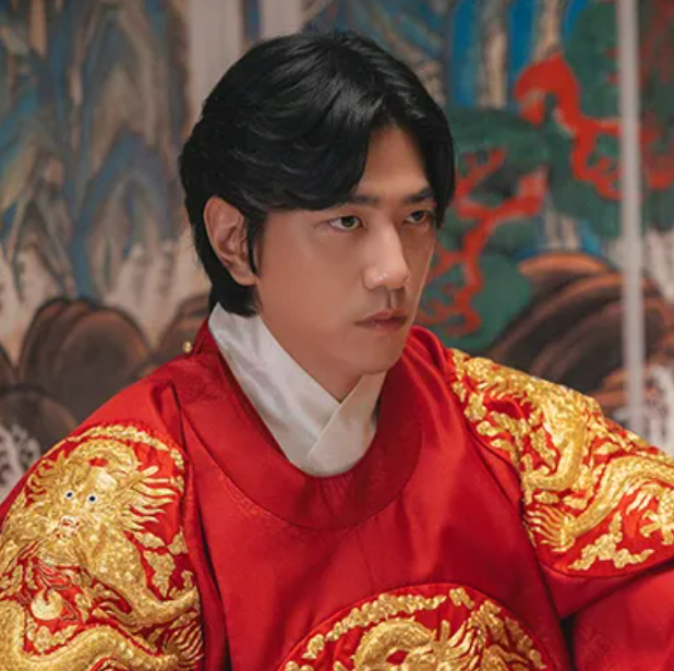 21세기 대군부인 성준