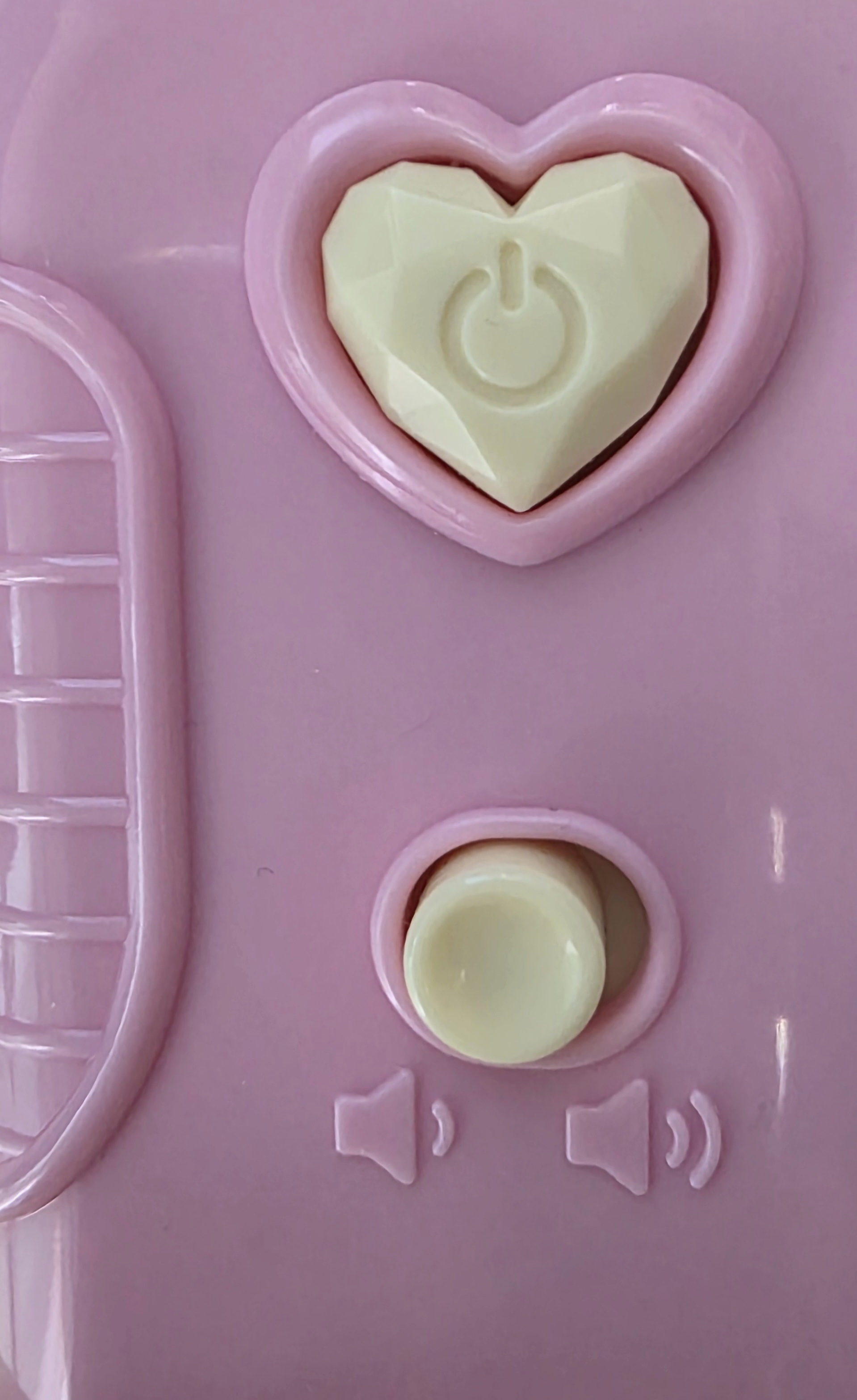 하트-버튼으로-전원을-켭니다.