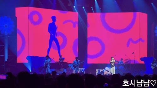 이승환 35주년 HUMAN 콘서트 무대 전경