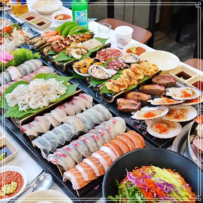 생방송 오늘저녁 인천 영종도 구읍뱃터 어시장 활어회 도마 한상 세트, 랍스터 맛집