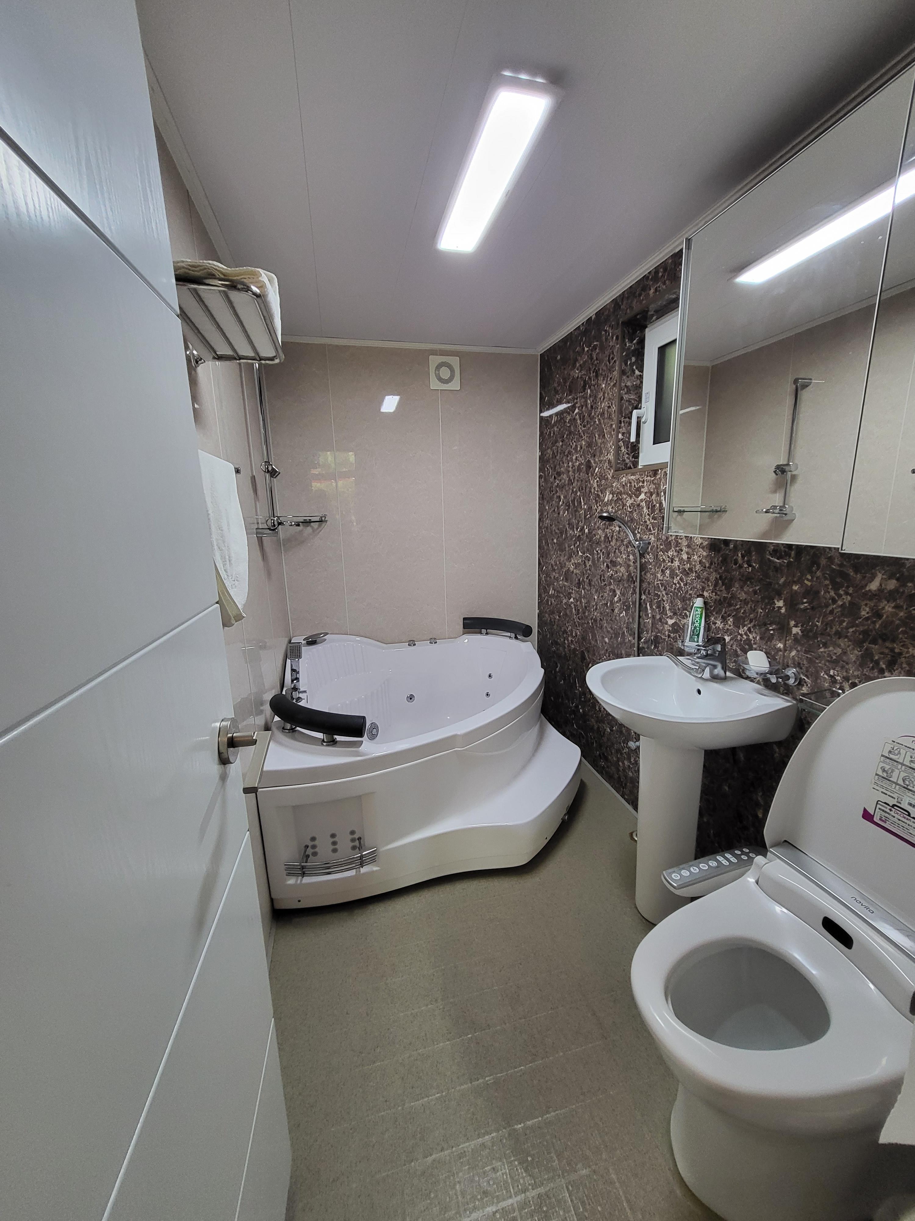 양평 보석상자펜션 객실내부