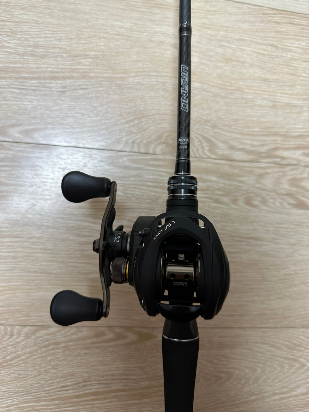 베이트릴과 로드 사진