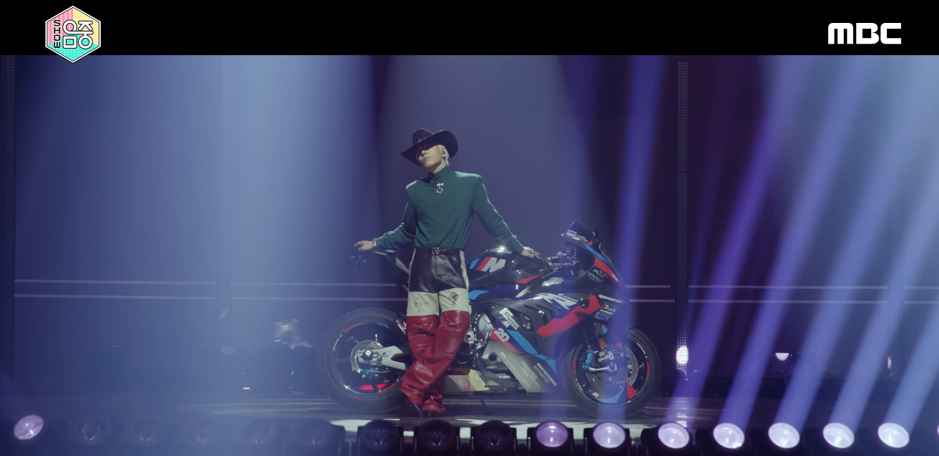 이번 컴백으로 매일 리즈 갱신 중인 거 같은 태양.jpg | 인스티즈