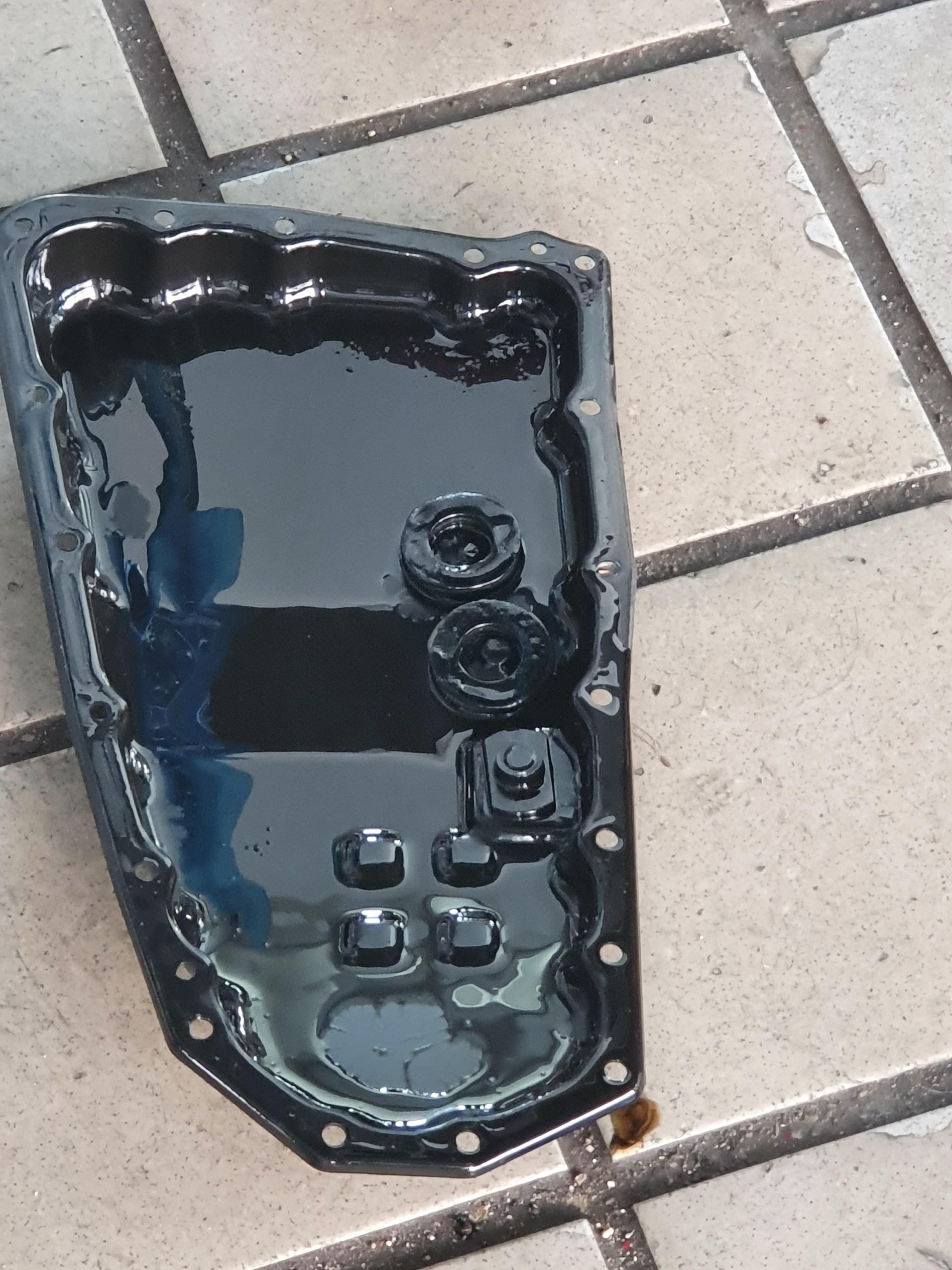 쇠가루가 보이는 sm7 미션오일 펜