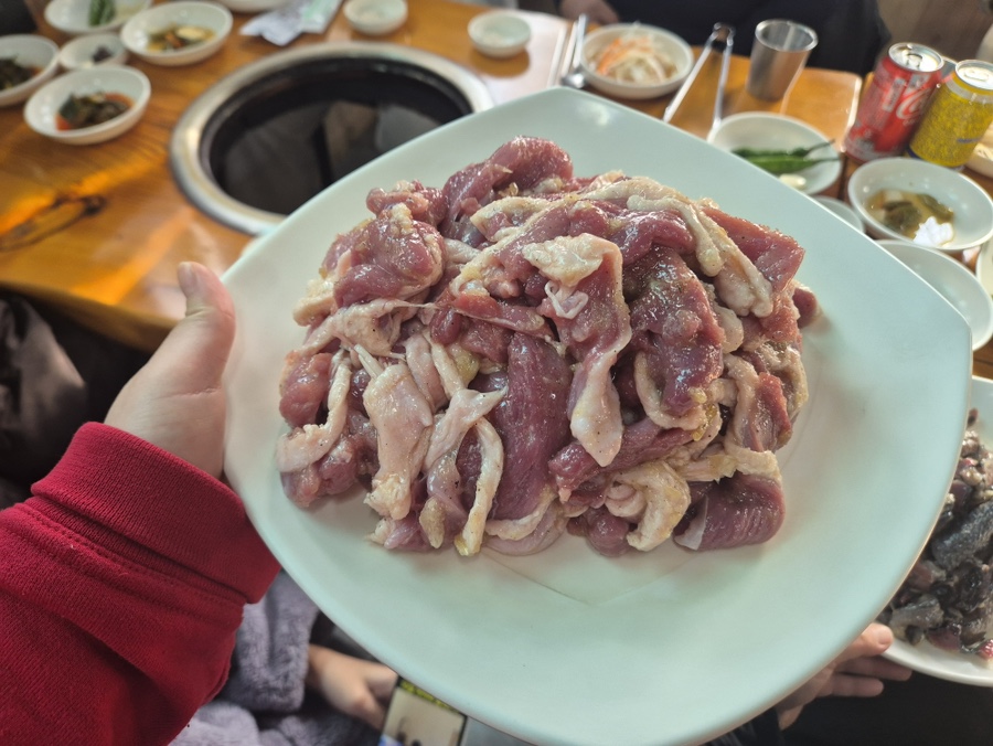 양구 장수오골계 오리고기 숯불구이, 담백한 오리 요리