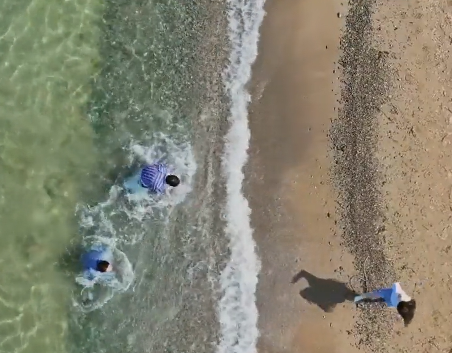 여행을 대신해 드립니다 등장인물