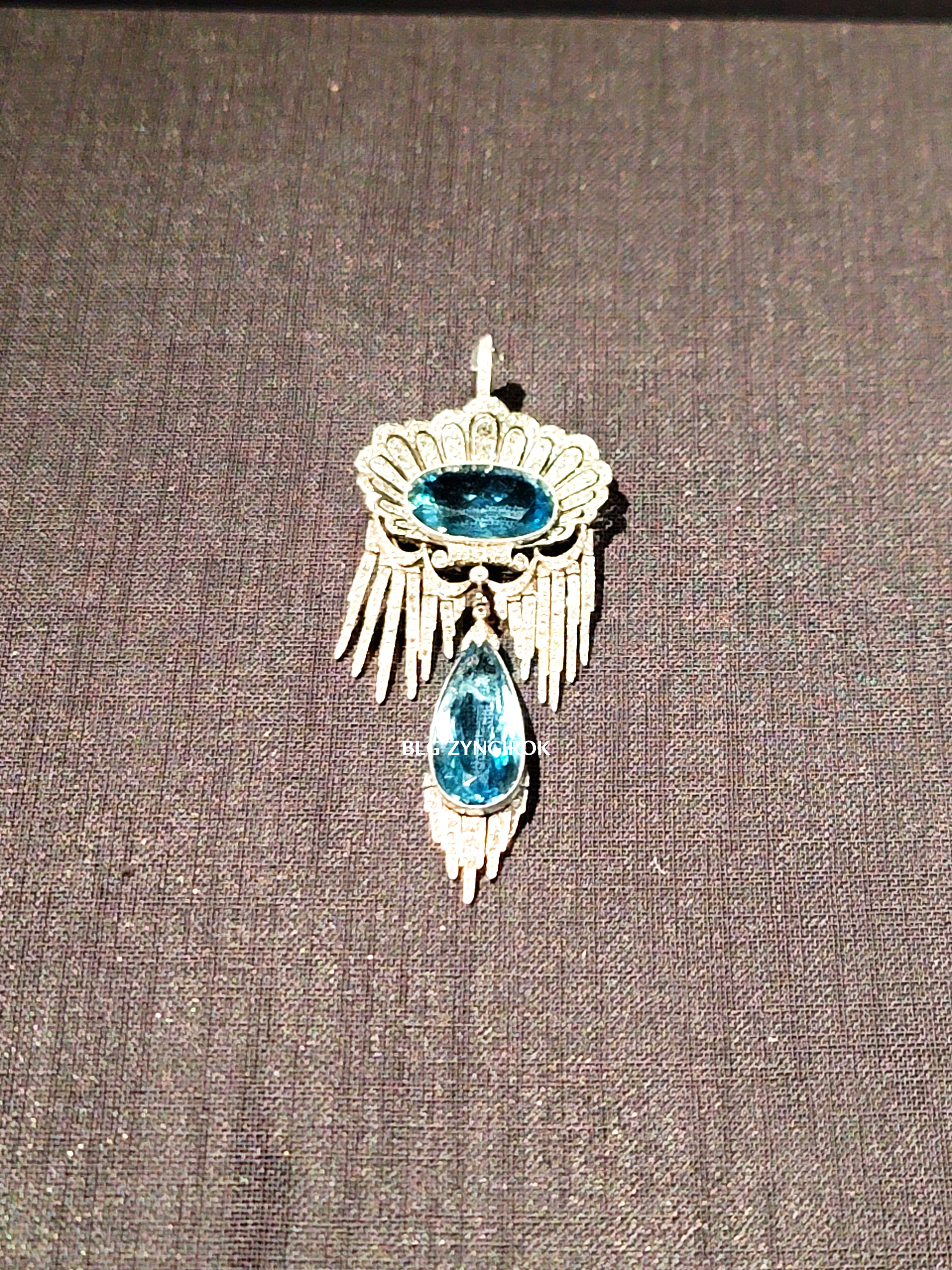 롯데타워 - 롯데뮤지엄 고혹의 보석 매혹의 시간 - 아르누보 전시품 모습이다.