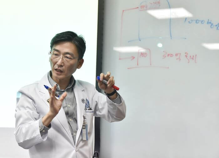 탈조선 언급한 이국종 군의관 강연, 한국 의료계에 던진 경고