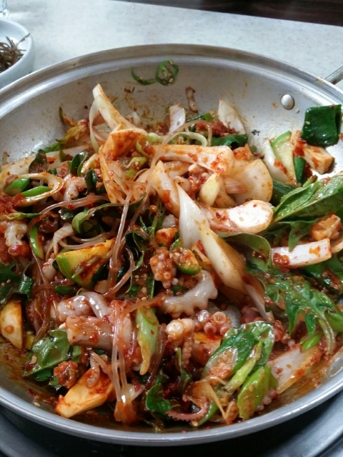 사천 삼천포 해물전골 낙지볶음