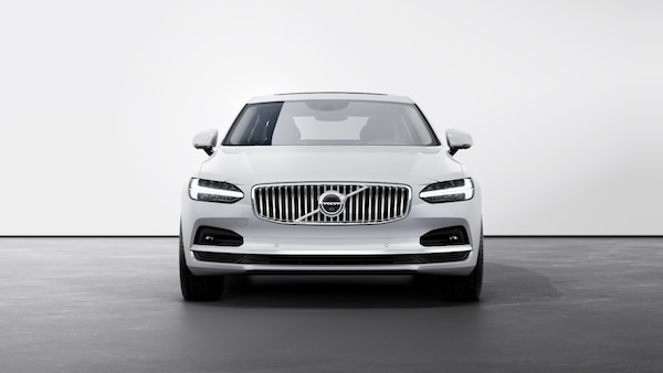 2024 볼보 S90 마일브 하이브리드 가격 및 경쟁차종
