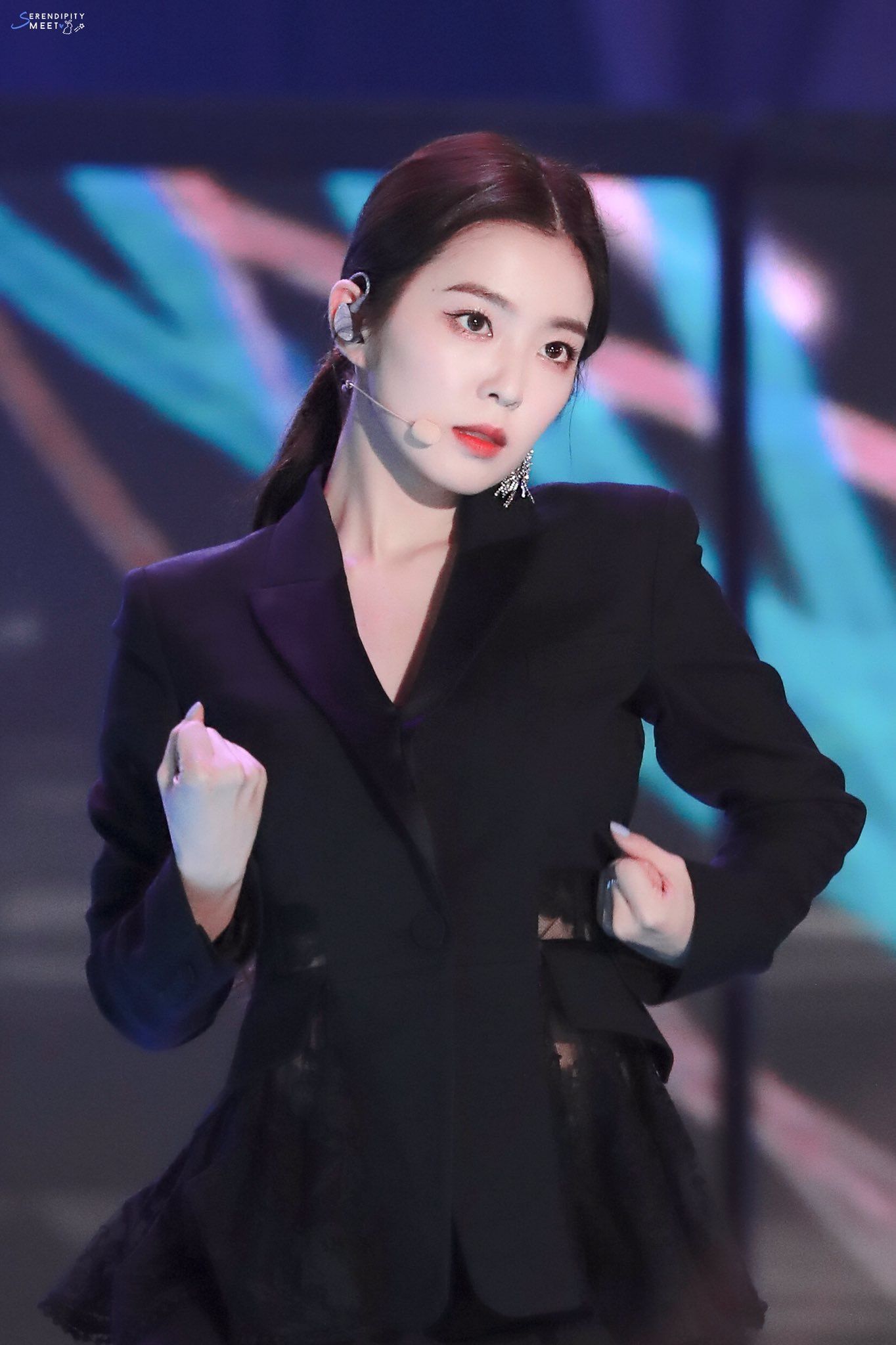 레드벨벳 아이린 고등학교 졸업사진