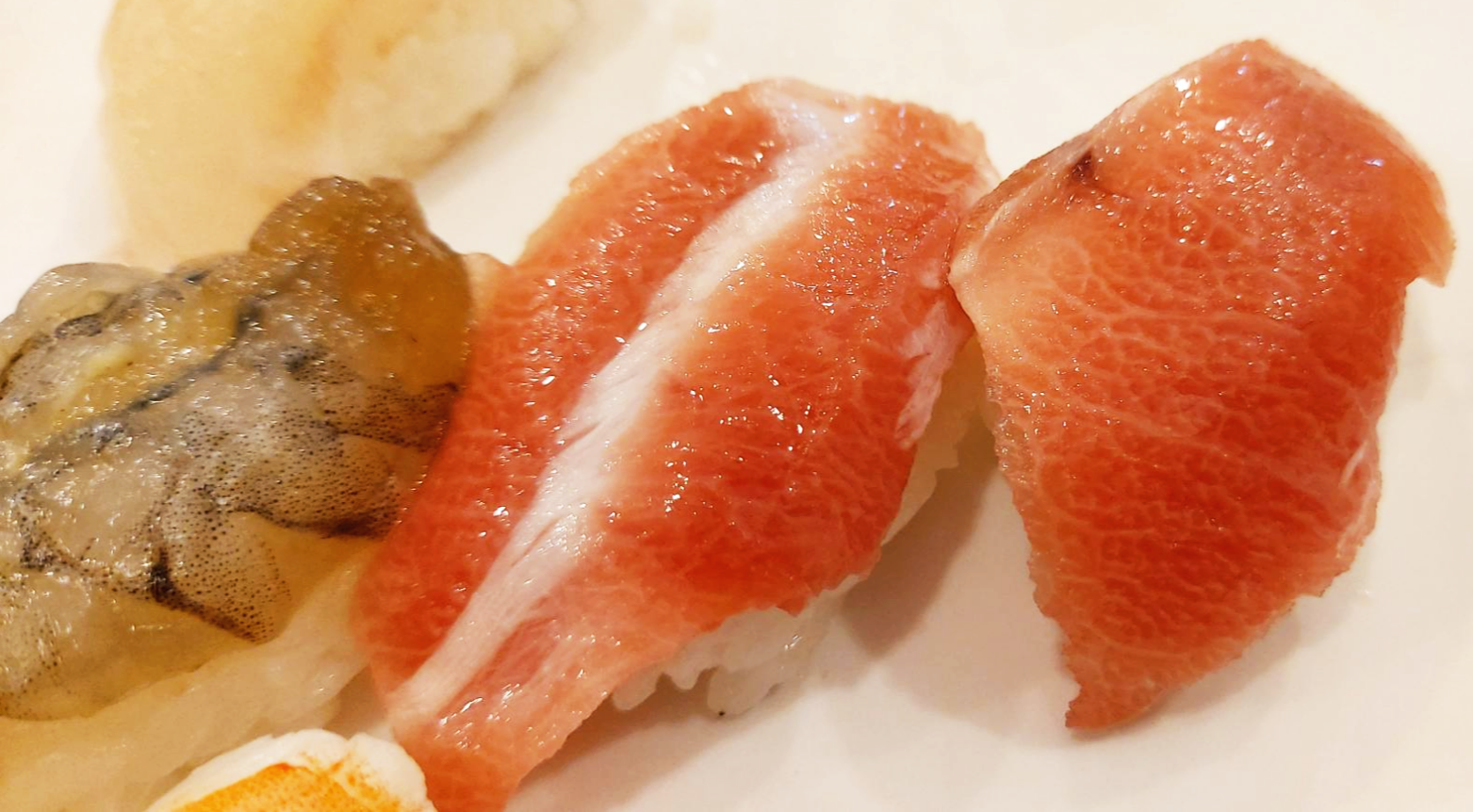 은행골 장새우초밥, 참치 초밥