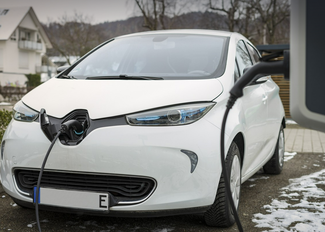 전기차와 이차산업관련 이미지