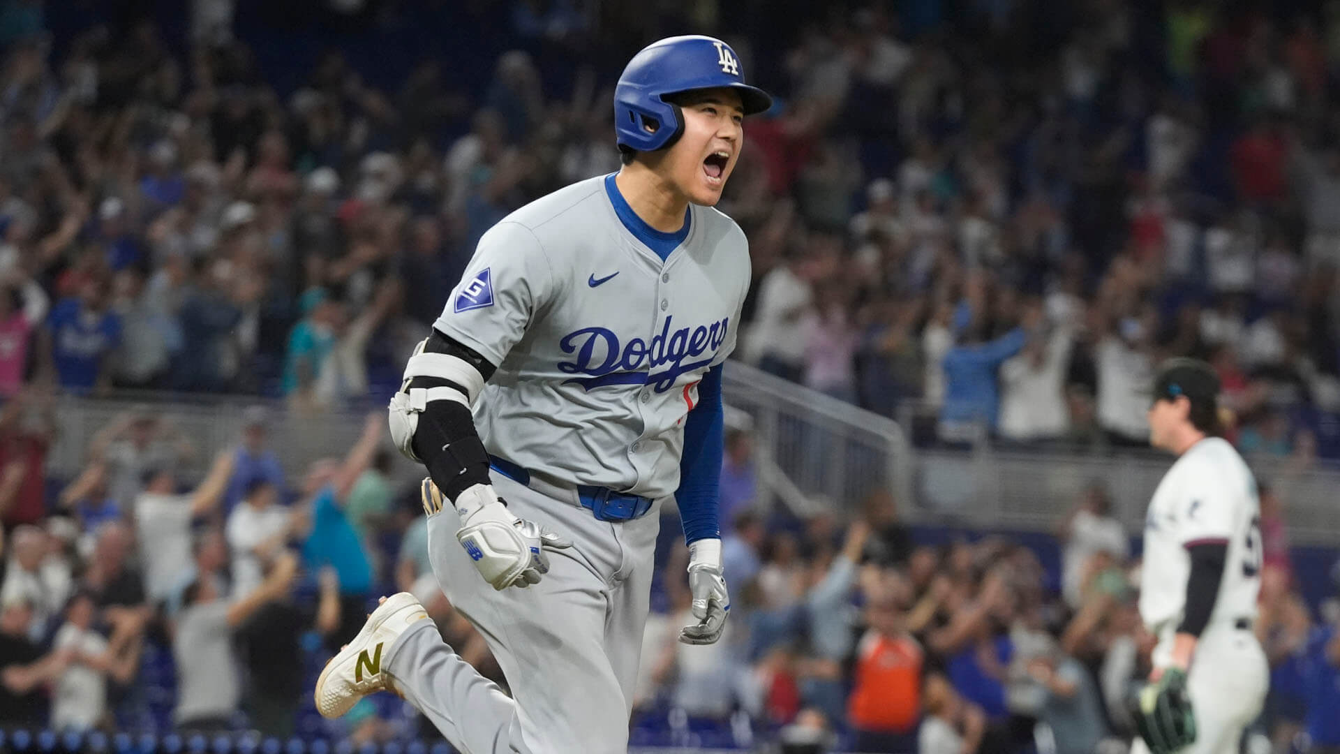 오타니 50-50 대기록 달성