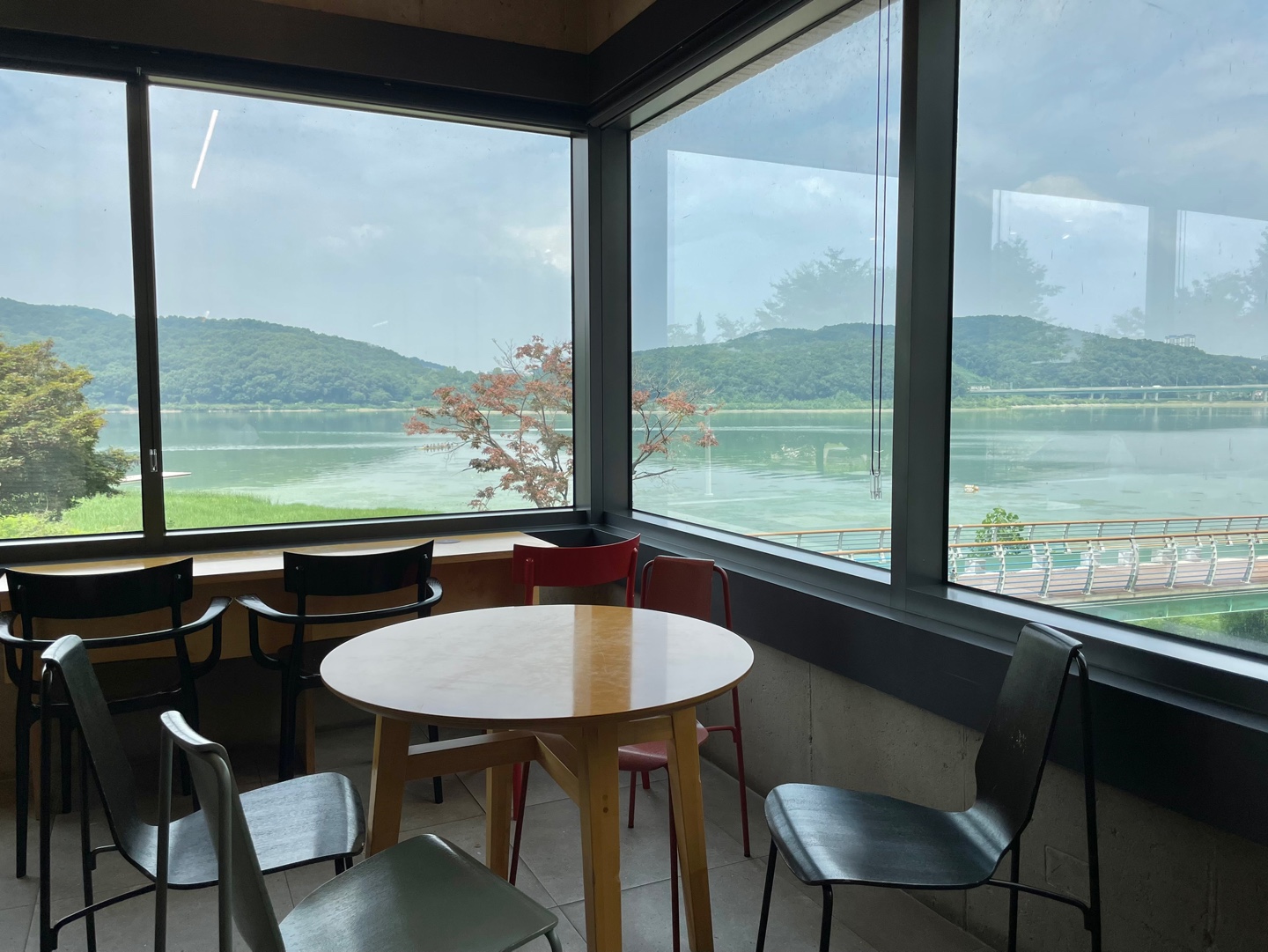 용인 기흥 호수앉기 대형 베이커리 카페