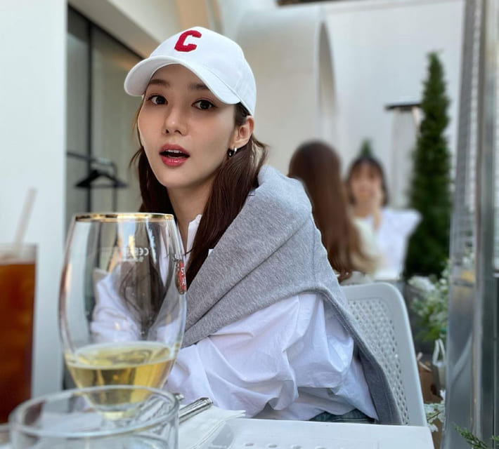 배우 박민영 사복