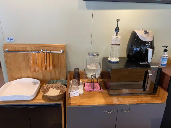 토모루-제과점-셀프코너-이미지