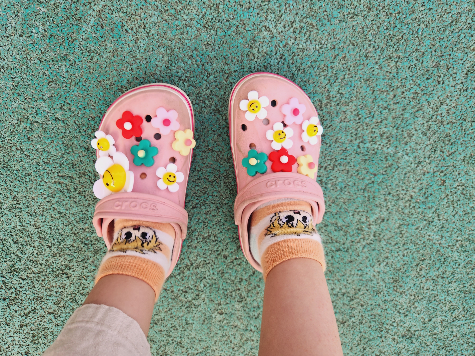 크록스 지비츠 파츠 세트 스마일 데이지 플라워 레인보우 프렌즈