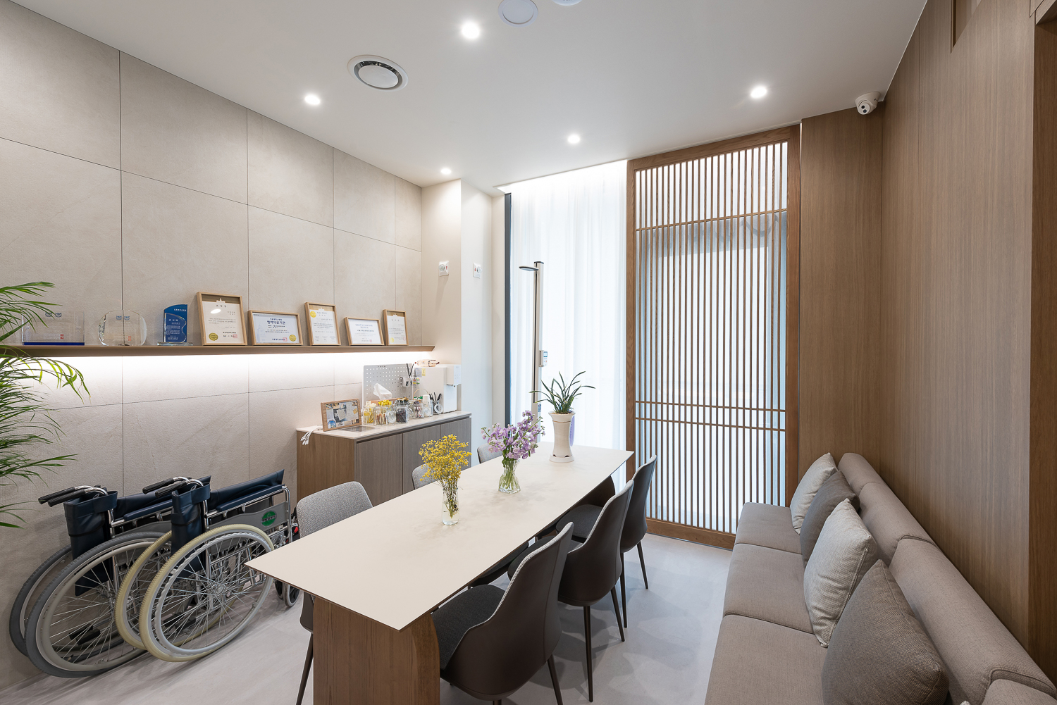 서울고마운정형외과 상담실