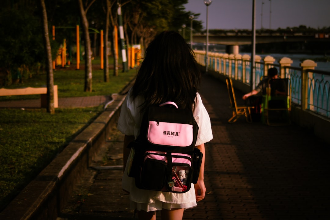 '학생' (student)