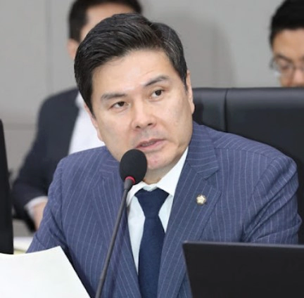 지상욱 의원 프로필 나이 고향 학력 아버지 심은하 부인