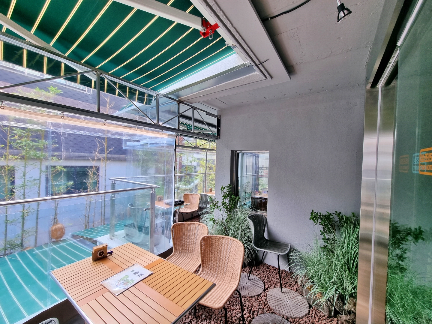 매장 테라스 난방기 설치 전