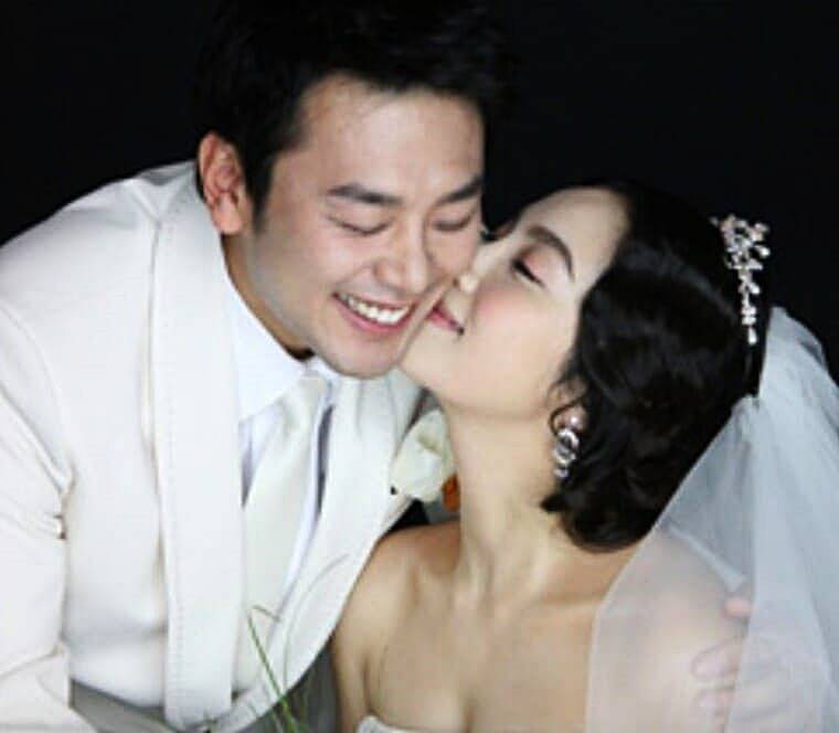 배우-이민영-전남편-이찬