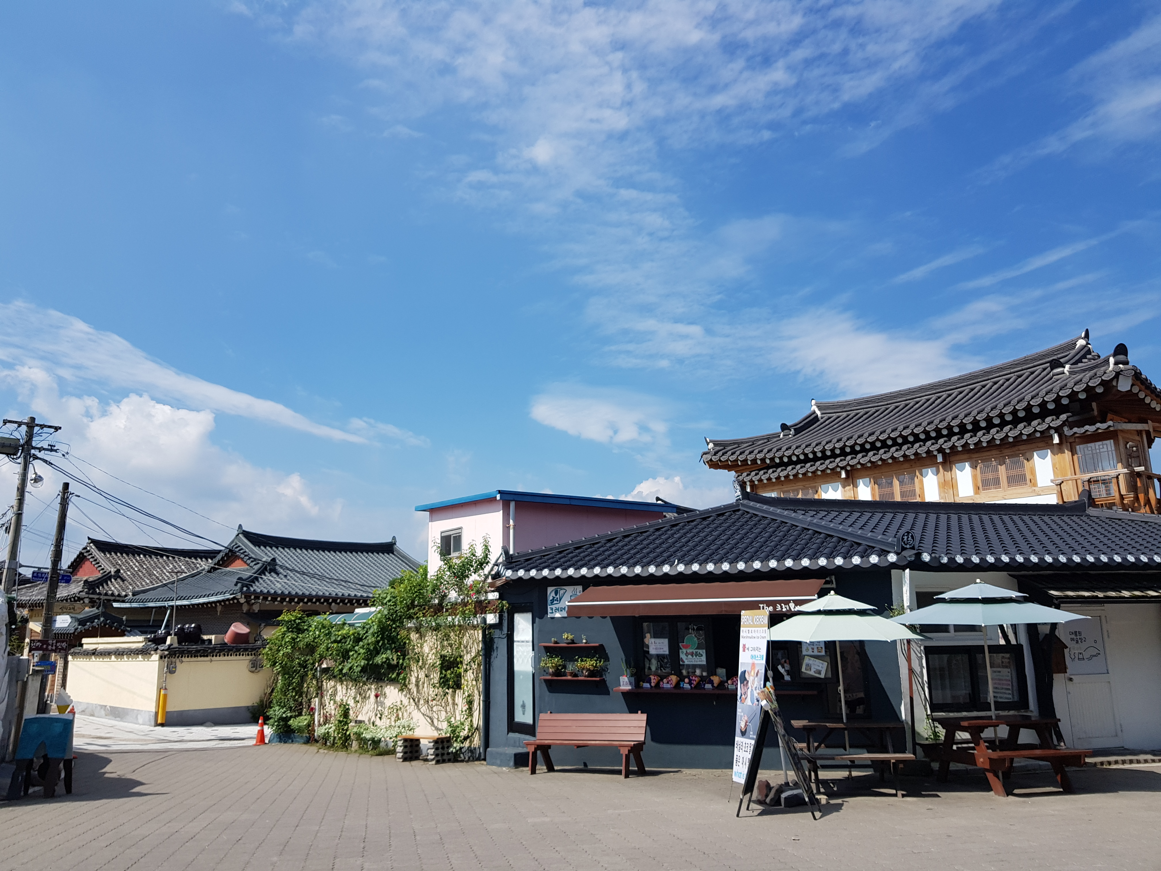 경주는 그렇게 조용하지만 깊은 울림을 남기는 도시