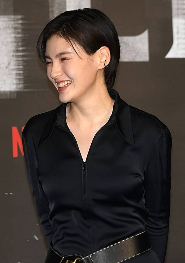 김용지