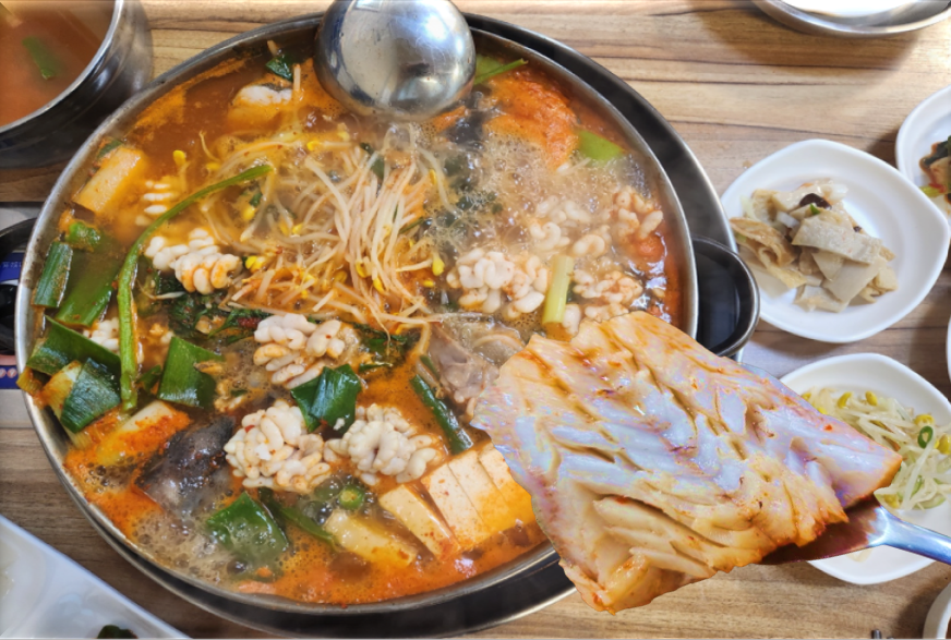 얼큰한-생태전골과-생태살