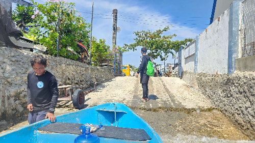 할머니-해외여행-씨워커-필리핀-스노쿨링