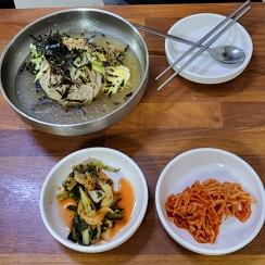 물막국수