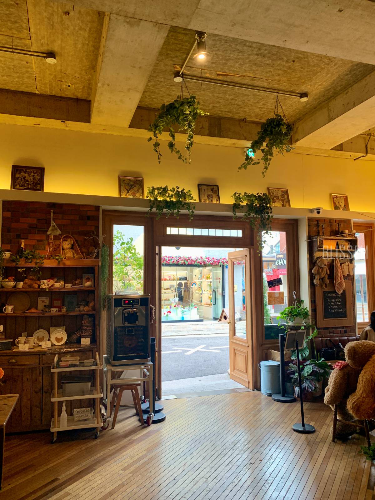 테디뵈르-빵집-베이커리-카페-크루아상-맛집-용산