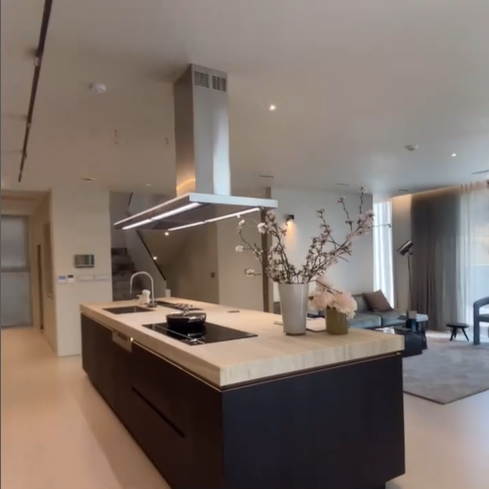 주방&amp;#44; 우측에서 바라보는 장면